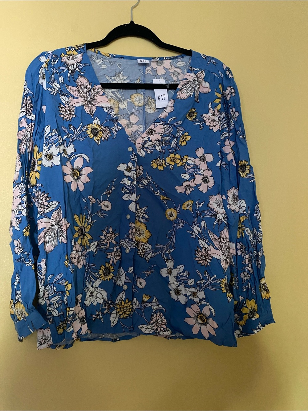 GAP Factory Blue Floral V-Neck Button Blouse